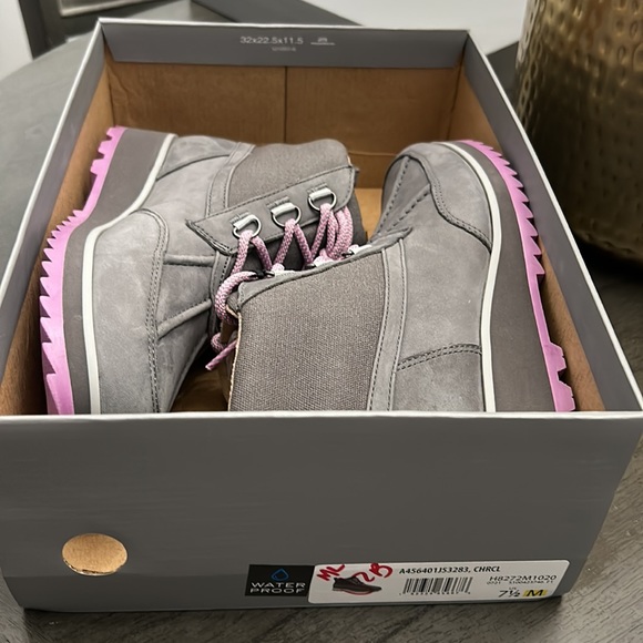 VIONIC NOLAN WATERPROOF HIKER BOOT - Picture 2 of 13